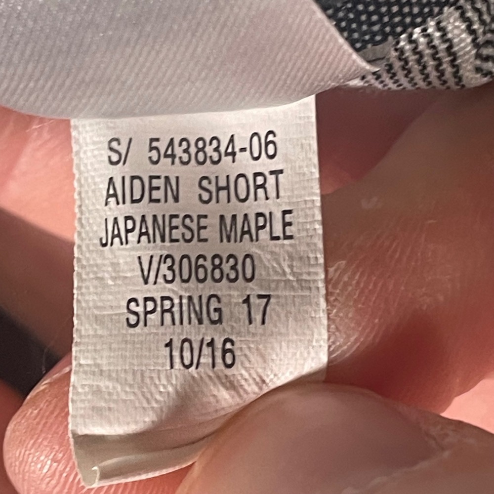 Banana Republic Aiden Shorts Mens 32 Red Japanese Maple Slim Fit Chino 543834-06 - Picture 5 of 8